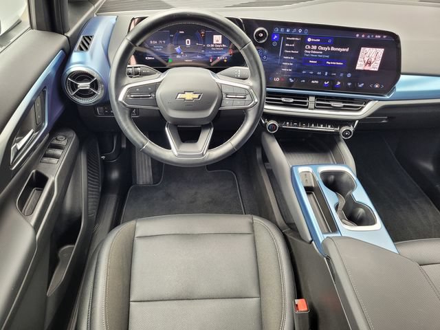 Used 2024 Chevrolet Equinox EV LT FWD image 16