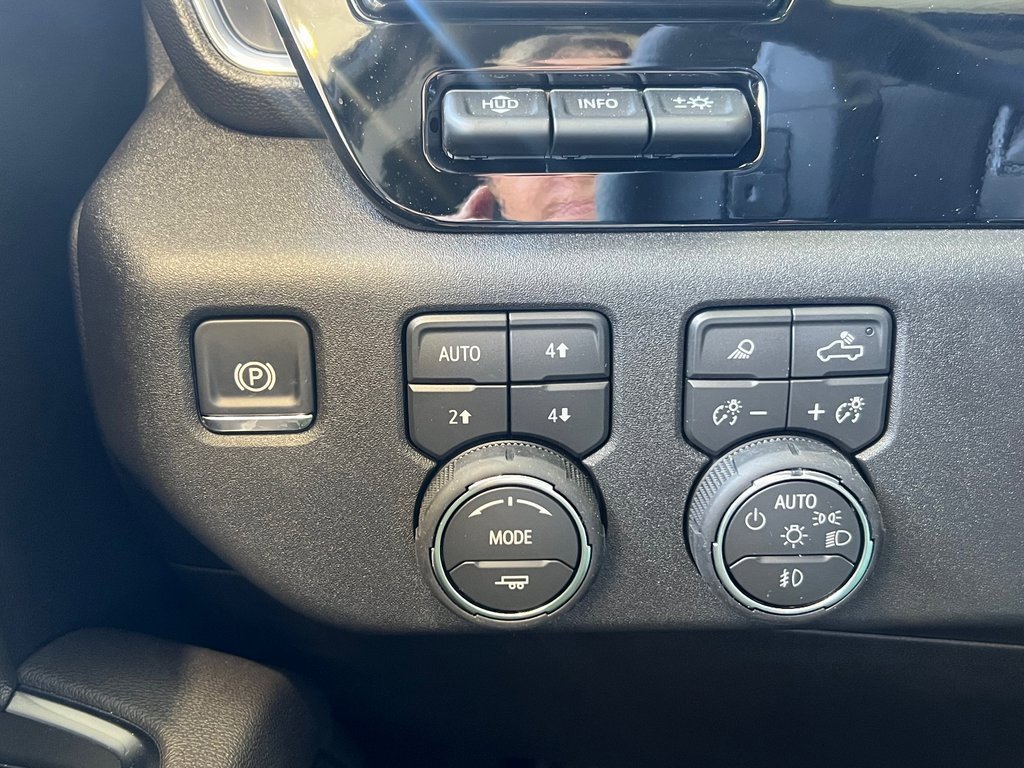 New 2026 Chevrolet Silverado 1500 LTZ w/ LTZ Premium Package image 12
