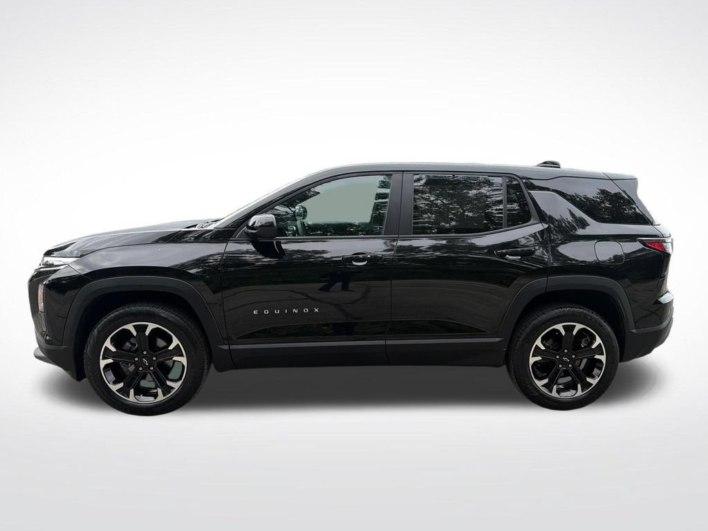 Used 2026 Chevrolet Equinox LT w/ Convenience Package II AWD/4WD image 2