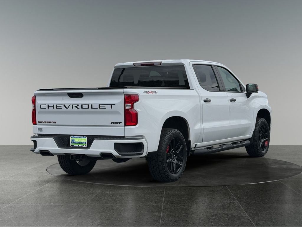 Used 2022 Chevrolet Silverado 1500 RST w/ Redline Edition AWD/4WD image 9