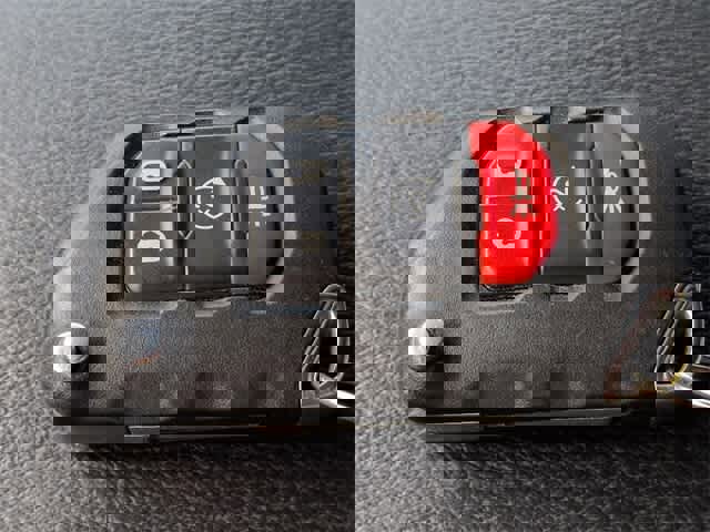 Used 2023 Jeep Wrangler Sahara w/ Cold Weather Group image 38