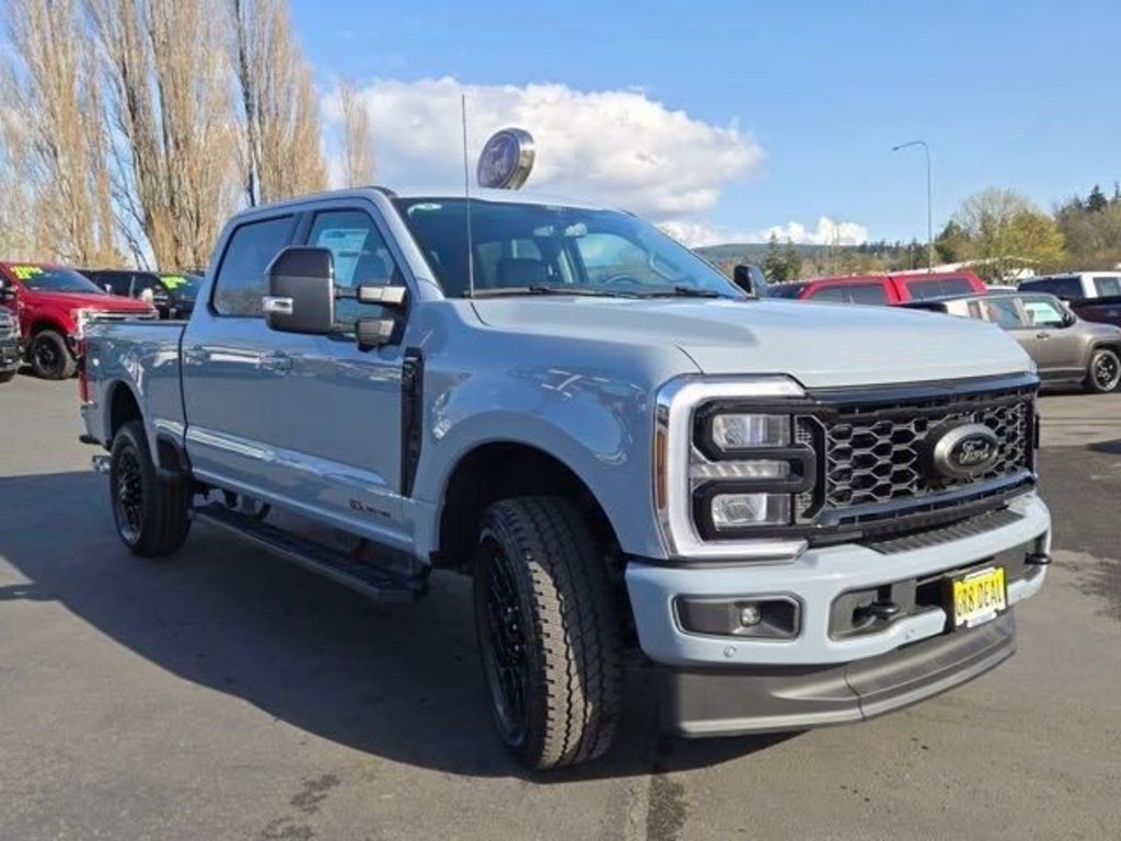 New 2025 Ford F350 Lariat w/ Lariat Ultimate Package image 3