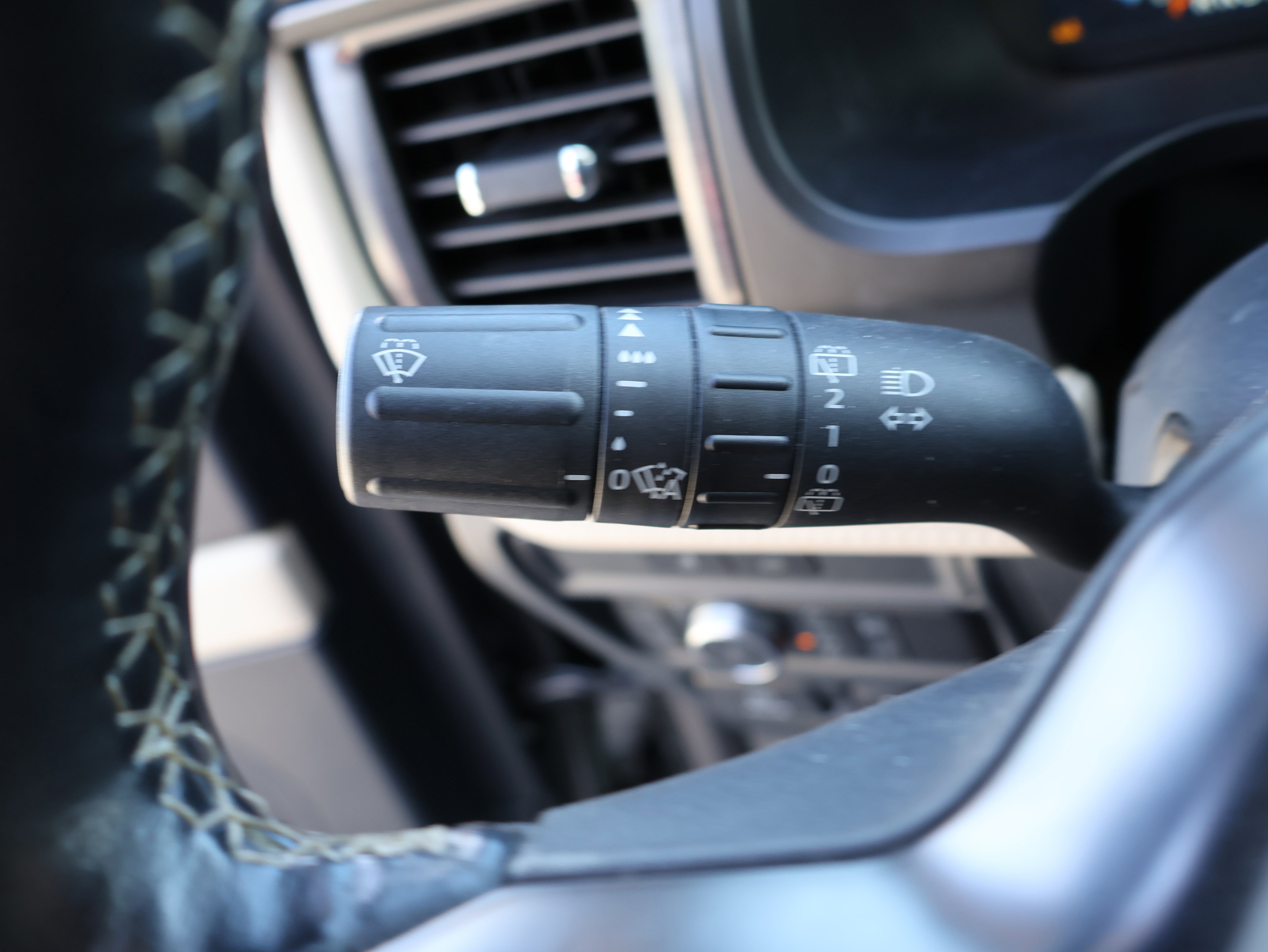 Used 2022 Ford Expedition Platinum image 35