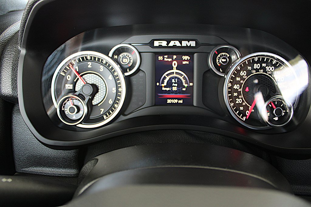 Used 2022 RAM 2500 Tradesman RWD image 27