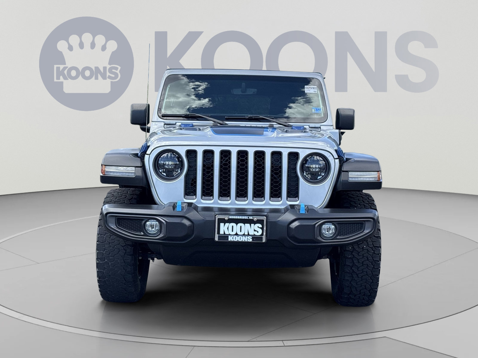 Used 2023 Jeep Wrangler Unlimited Rubicon 4xe w/ Cold Weather Group AWD/4WD image 11