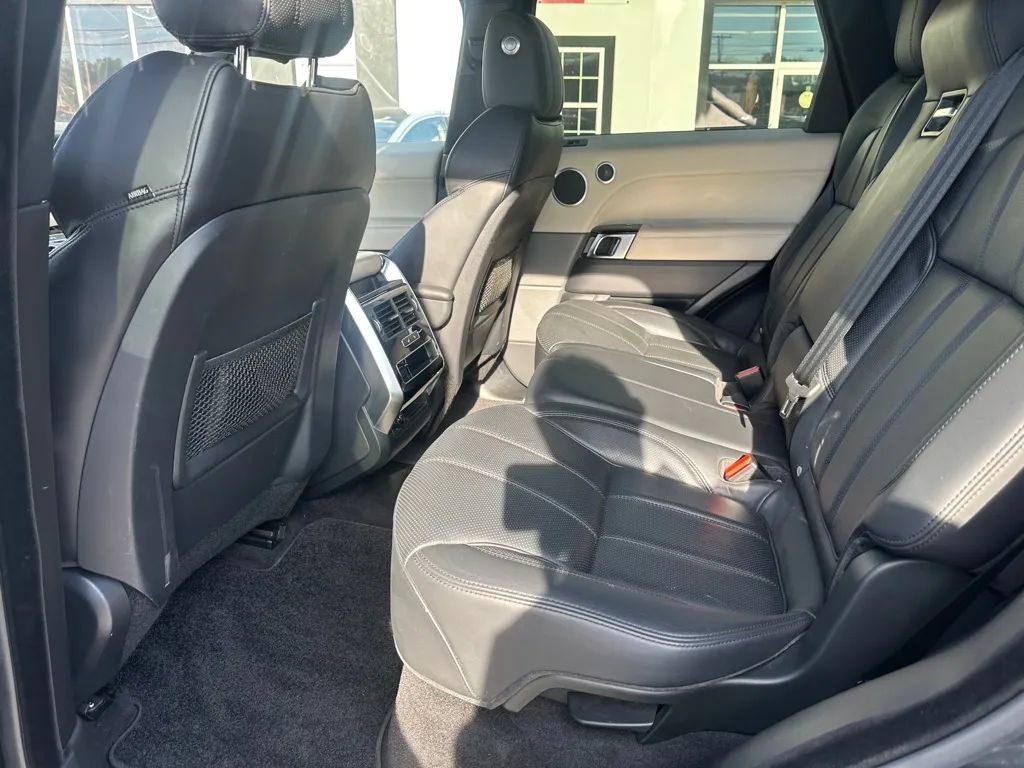 Used 2016 Land Rover Range Rover Sport Supercharged AWD/4WD image 15