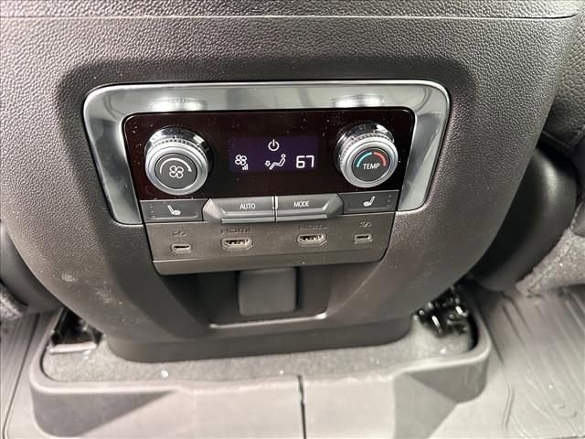 New 2026 GMC Yukon XL Denali w/ Denali Reserve Package image 20