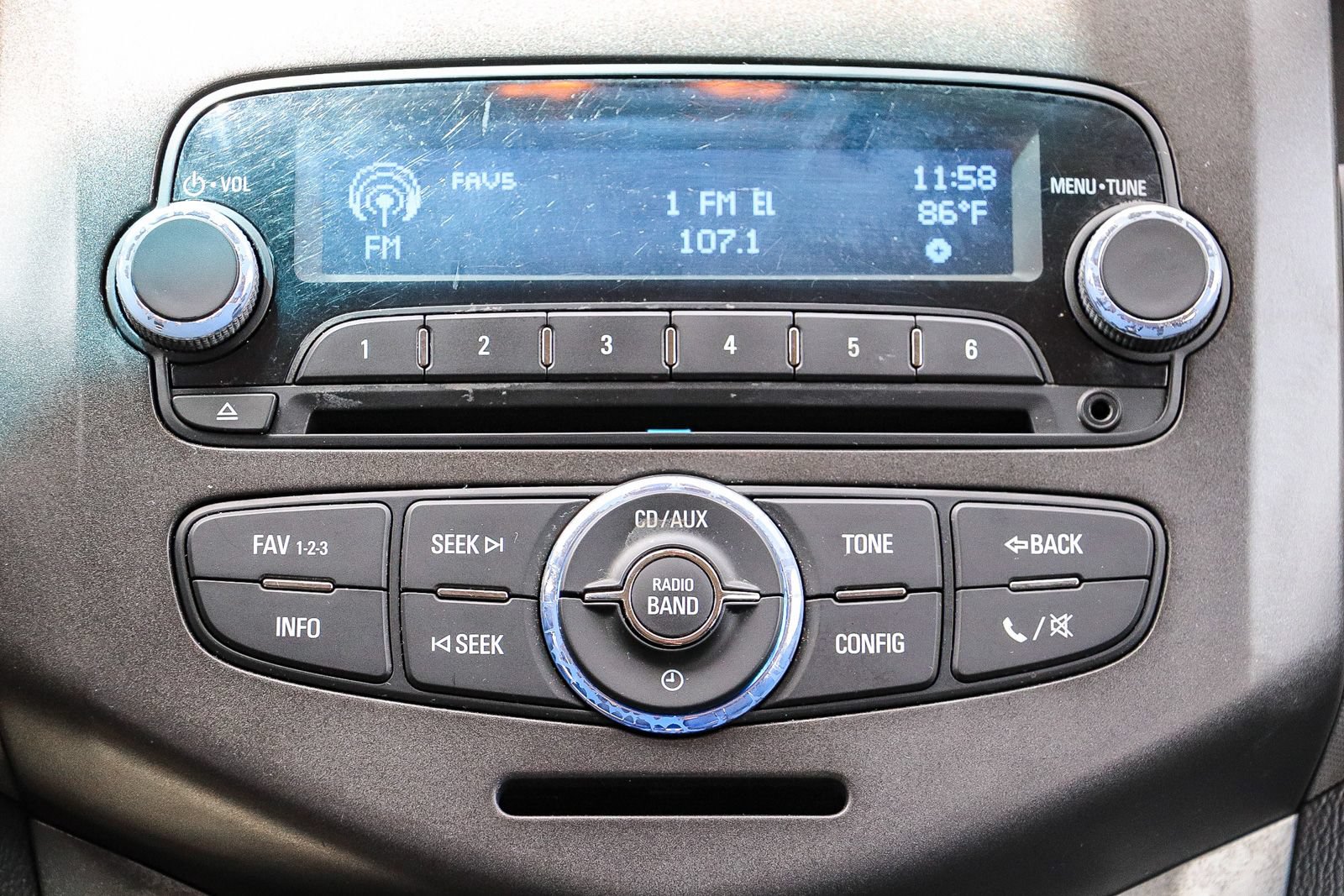 Used 2013 Chevrolet Sonic LT FWD image 15