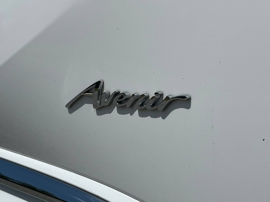 Used 2021 Buick Envision Avenir w/ Technology Package II AWD/4WD image 12