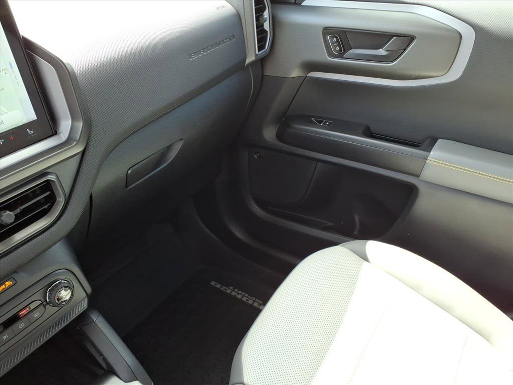 Used 2025 Ford Bronco Sport Badlands w/ Sasquatch Badlands Package image 16