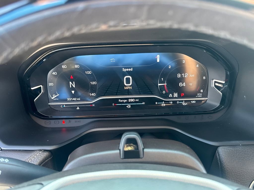 Used 2023 GMC Yukon Denali w/ Denali Reserve Package image 21