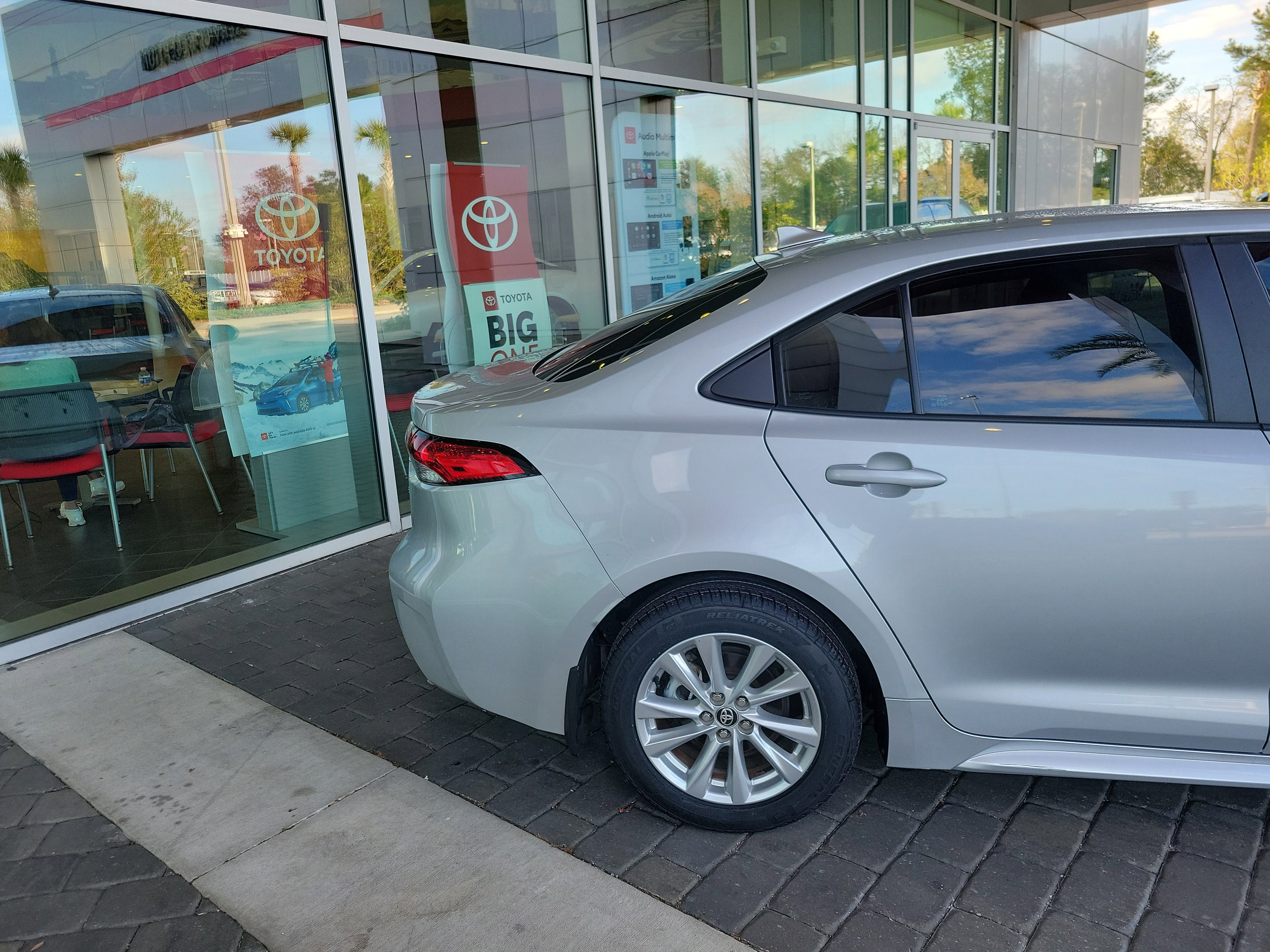 Certified 2023 Toyota Corolla LE image 6