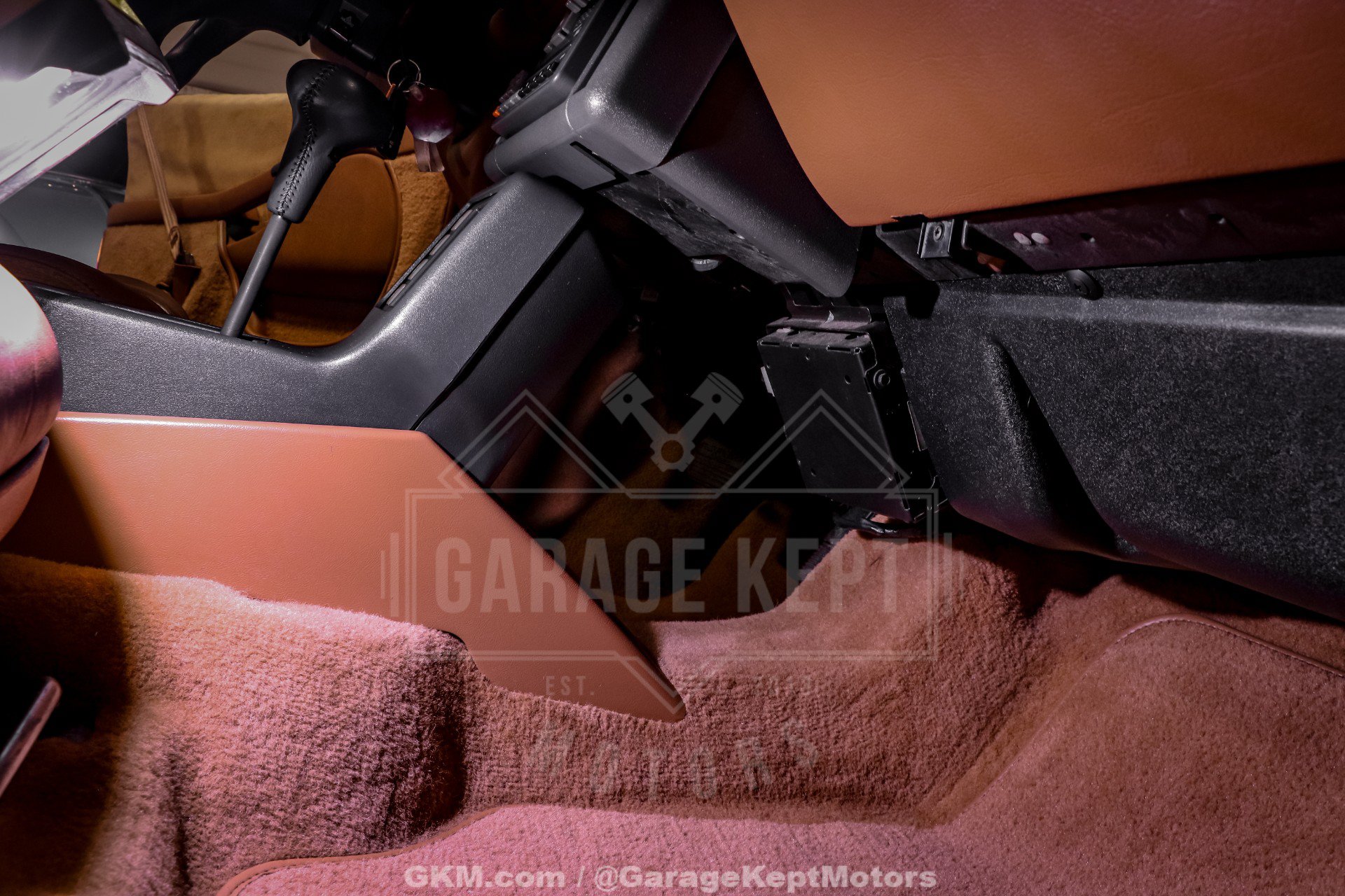 Used 1990 Pontiac Grand Prix SE FWD image 70