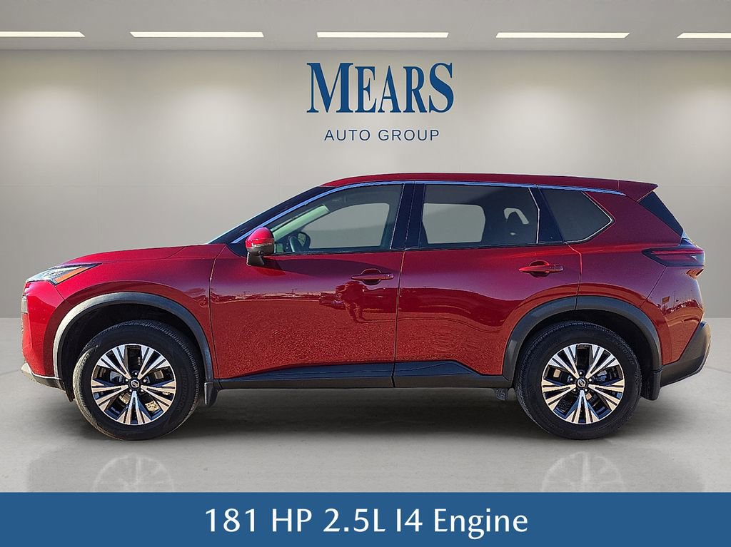 Used 2021 Nissan Rogue SV image 3