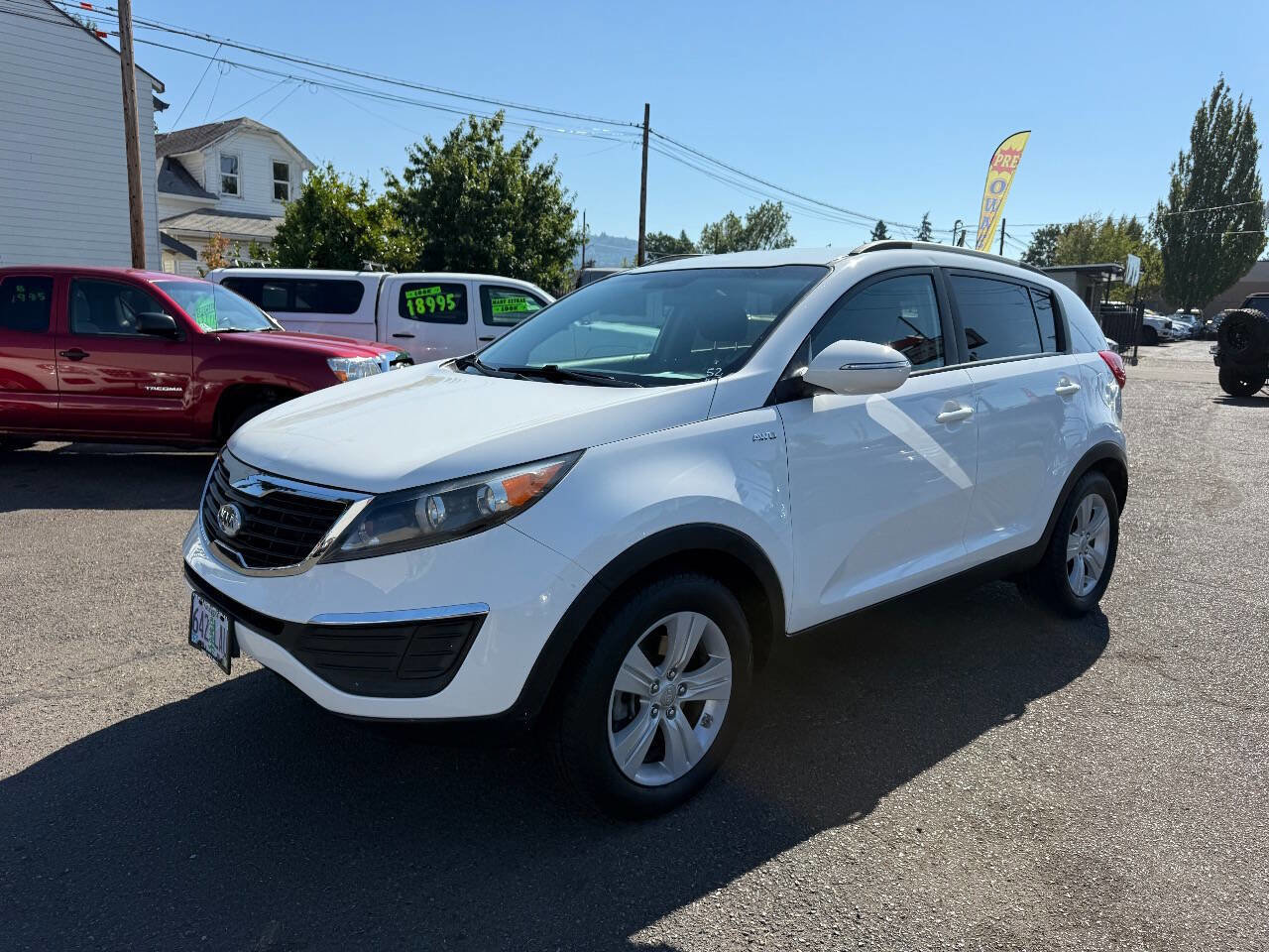 Used 2011 Kia Sportage LX w/ Convenience Pkg image 2