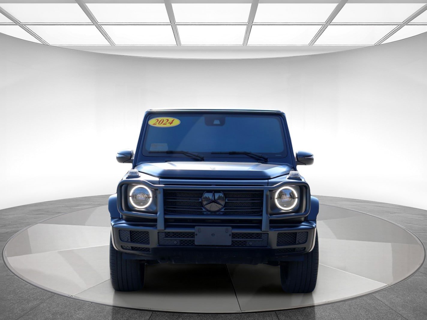 Used 2024 Mercedes-Benz G 550 w/ Exclusive Interior Package image 2