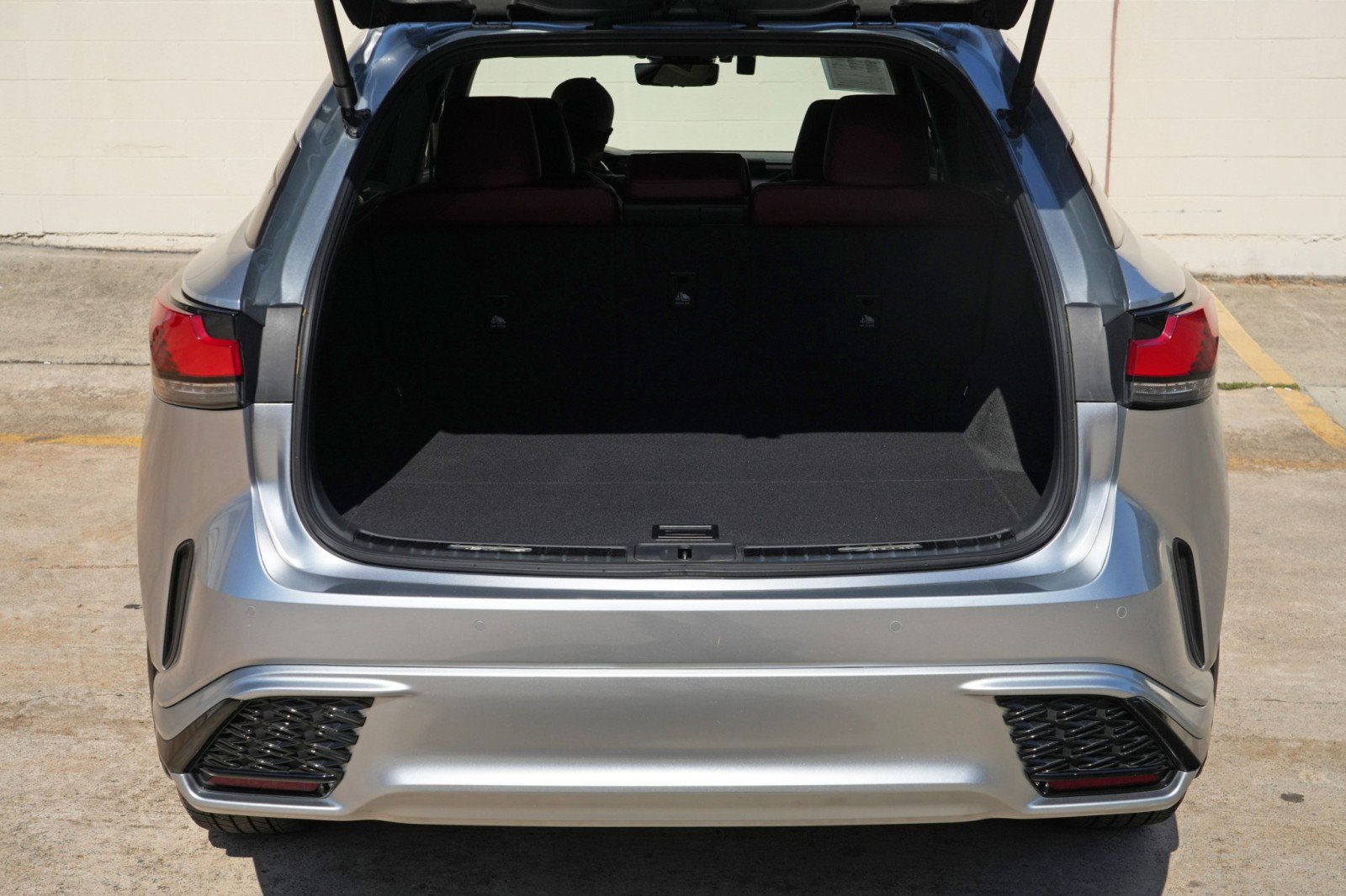 Used 2023 Lexus RX 500h F Sport w/ Cold Area Package AWD/4WD image 10