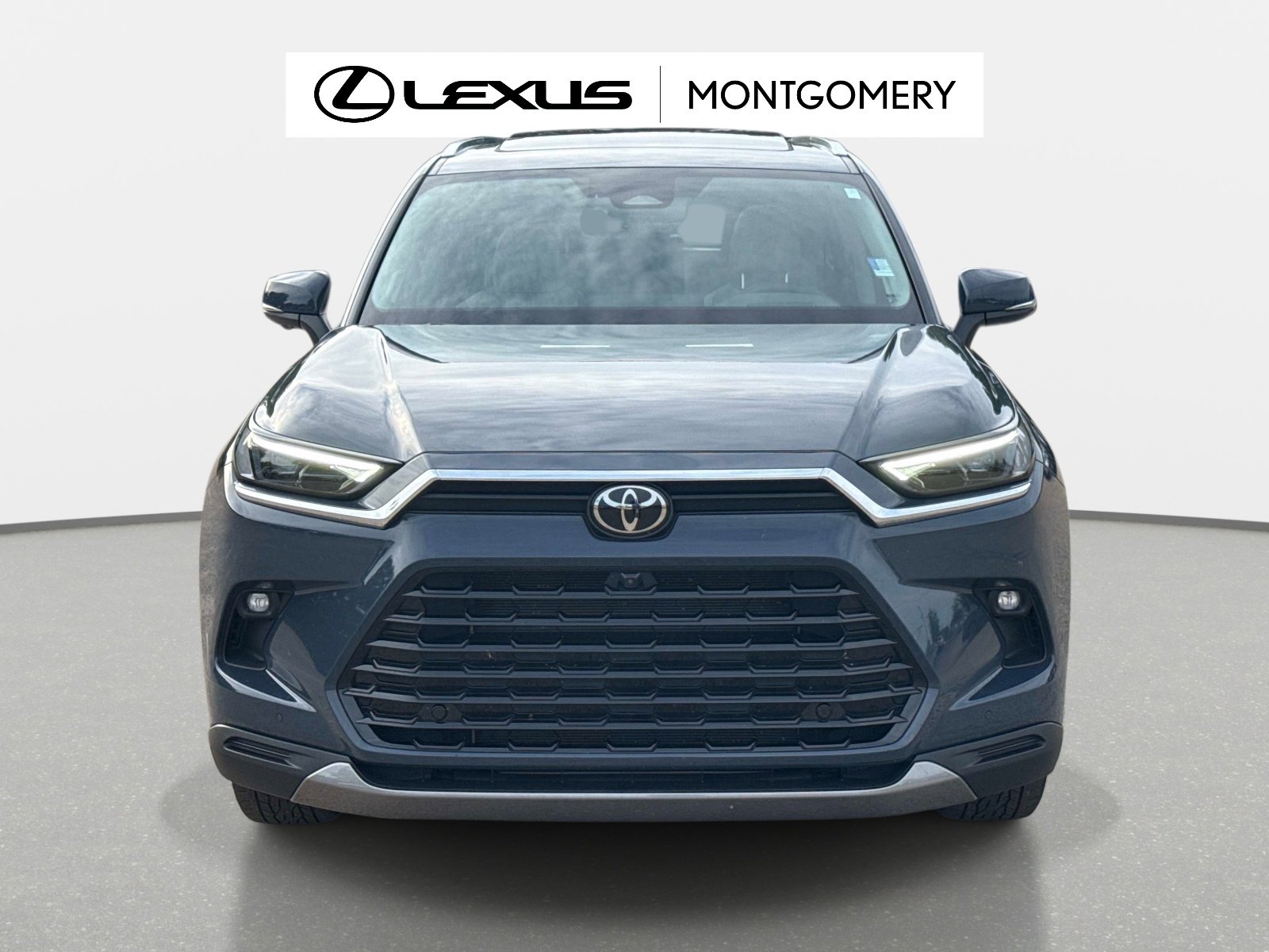 Used 2024 Toyota Grand Highlander AWD image 8