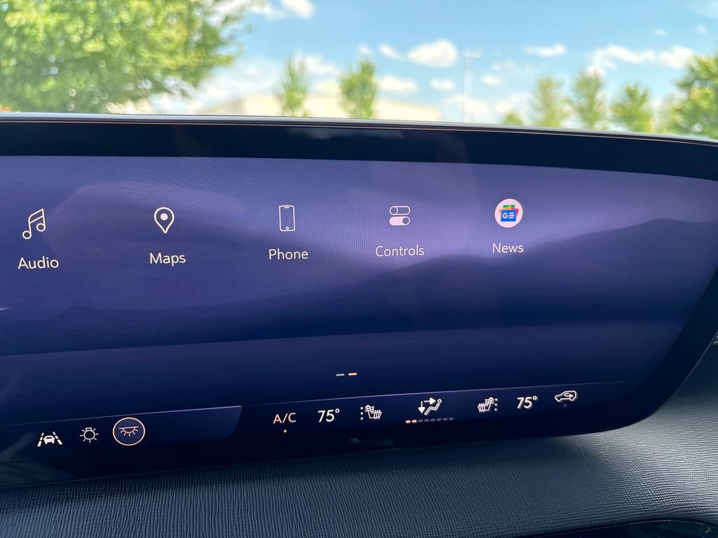 New 2026 Buick Enclave Sport Touring w/ Power Package FWD image 32