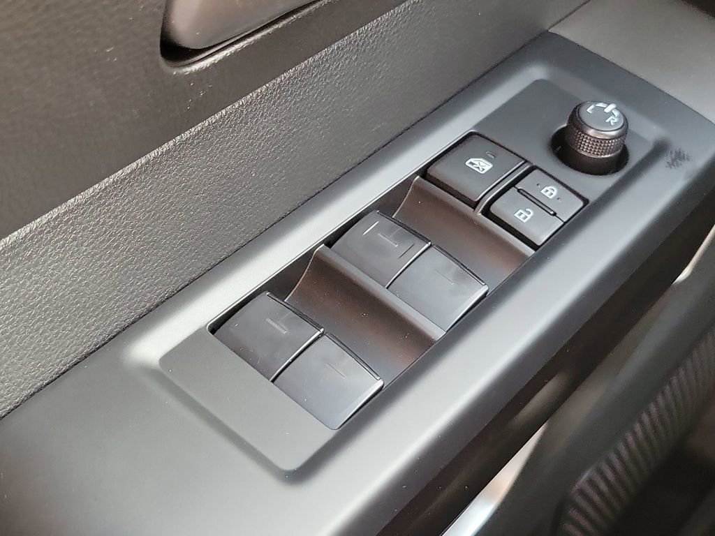 New 2026 Toyota Tundra SR5 image 33