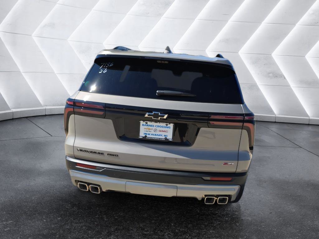 New 2026 Chevrolet Traverse Z71 w/ Enhanced Driving Package image 6