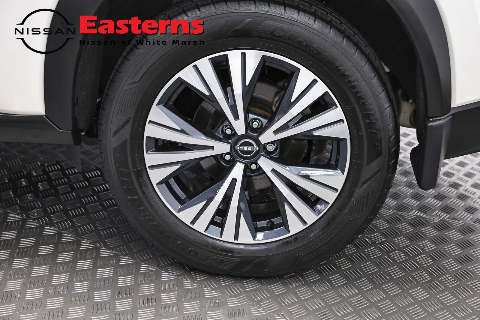 Used 2023 Nissan Rogue SV AWD/4WD image 33