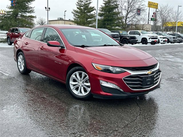 Used 2023 Chevrolet Malibu LT image 2