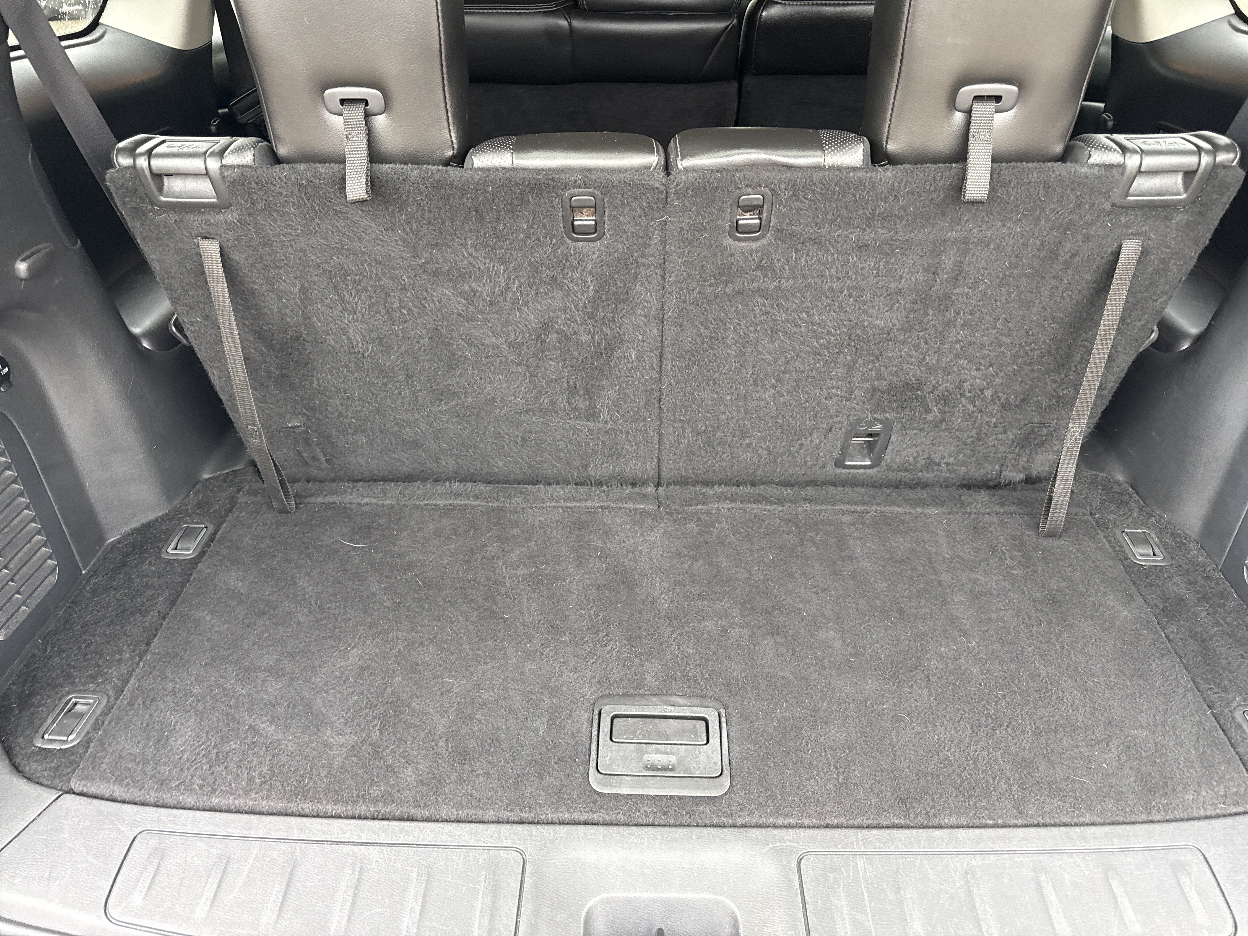Used 2014 Nissan Pathfinder Platinum FWD image 7