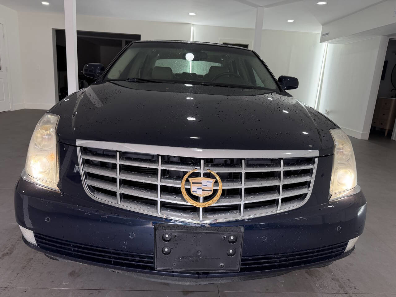 Used 2007 Cadillac DTS Luxury I w/ Trunk Convenience Package FWD image 12