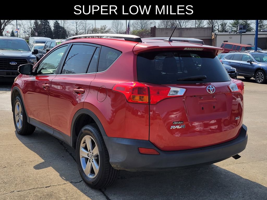 Used 2015 Toyota RAV4 XLE image 3