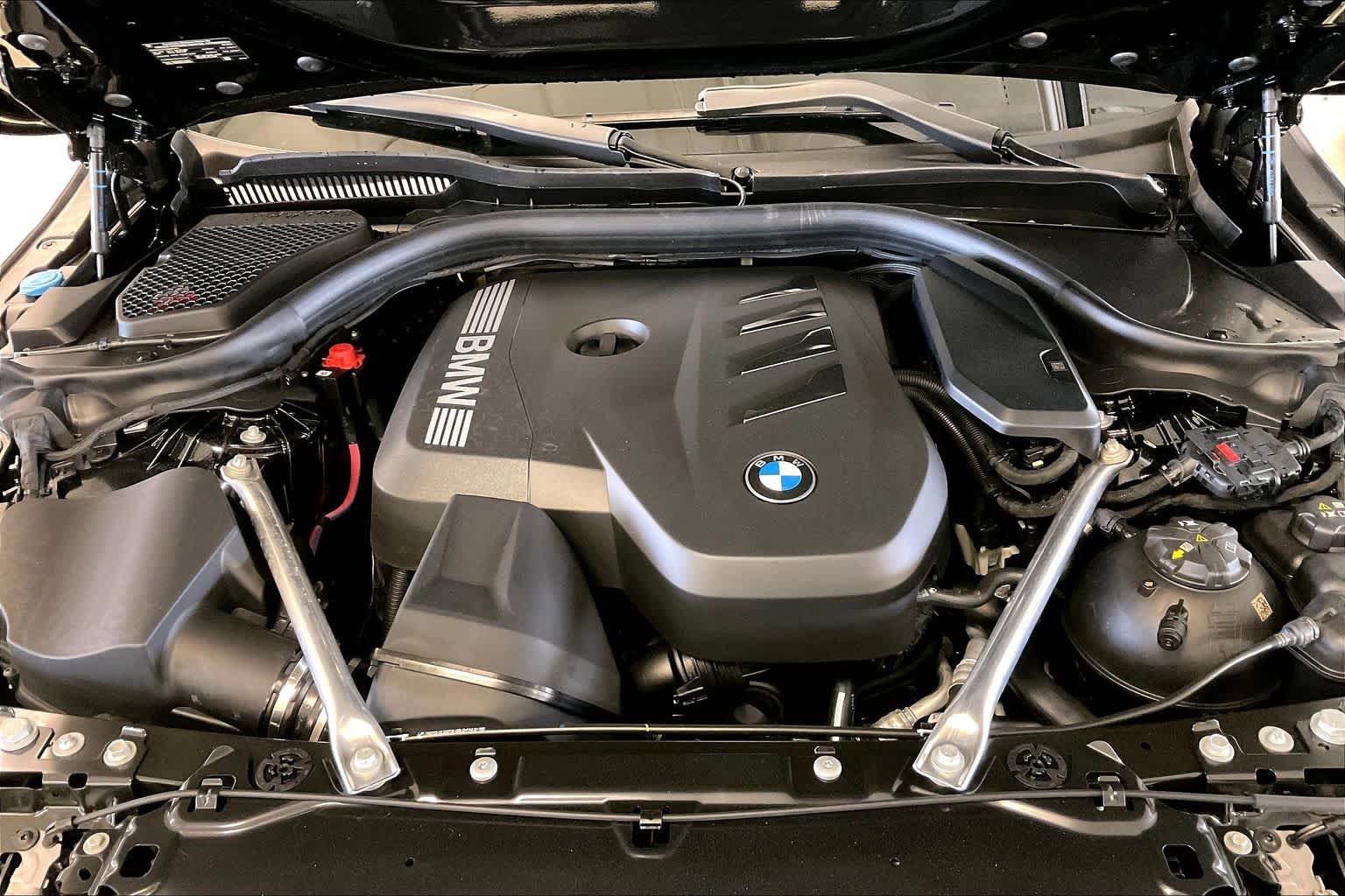New 2026 BMW 530i xDrive w/ Premium Package AWD/4WD image 16