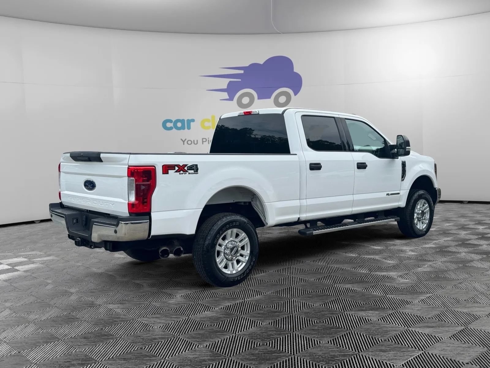 Used 2018 Ford F250 XLT w/ XLT Value Package AWD/4WD image 5