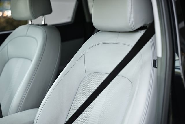 Used 2023 Hyundai Kona Limited image 21