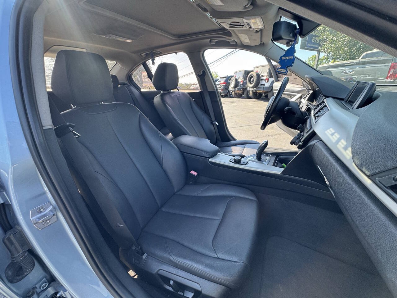 Used 2013 BMW 328i xDrive Sedan AWD/4WD image 14