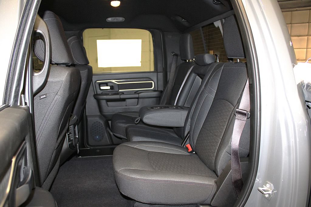 New 2026 RAM 2500 Big Horn AWD/4WD image 26