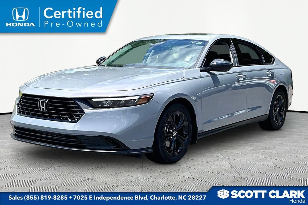 Certified 2025 Honda Accord SE image 3