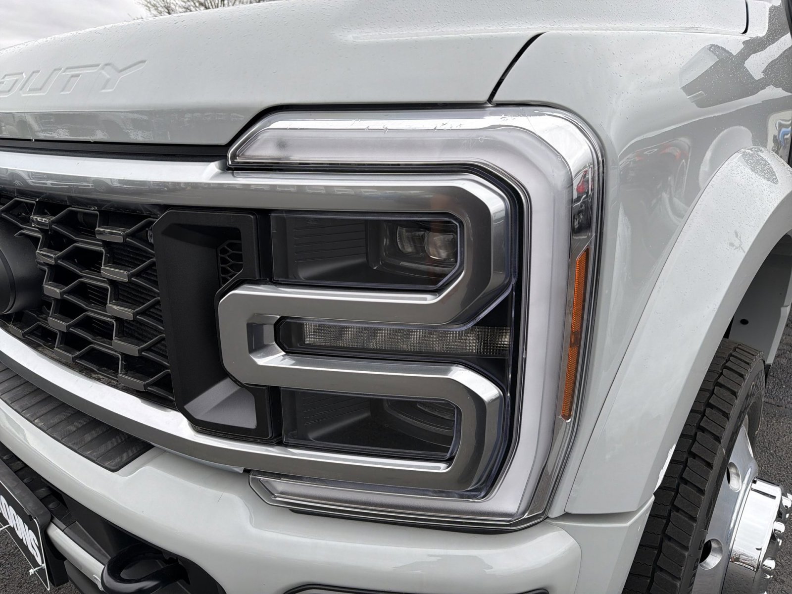 New 2026 Ford F450 Platinum w/ Platinum Plus Package image 13