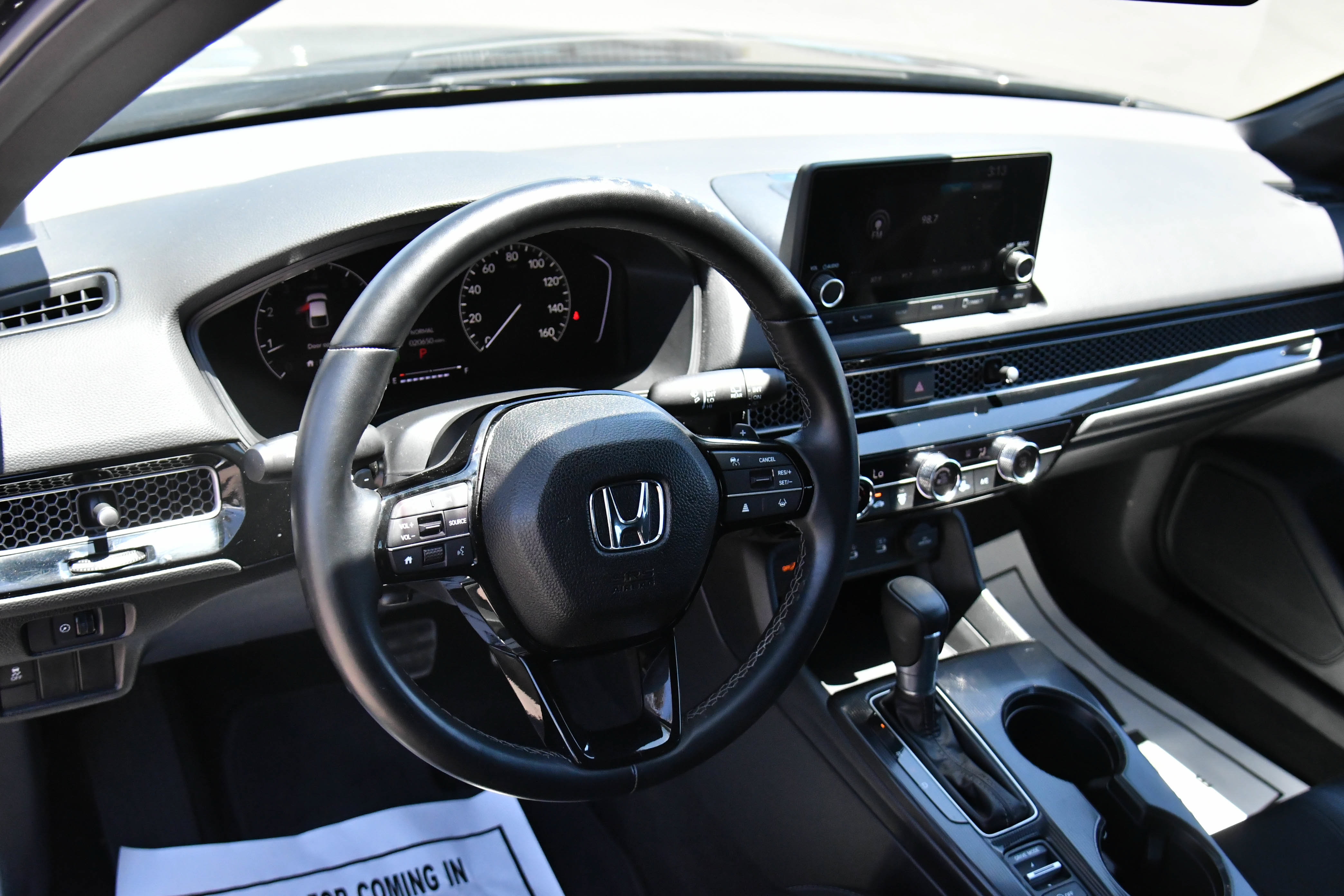 Used 2025 Honda Civic Sport image 14