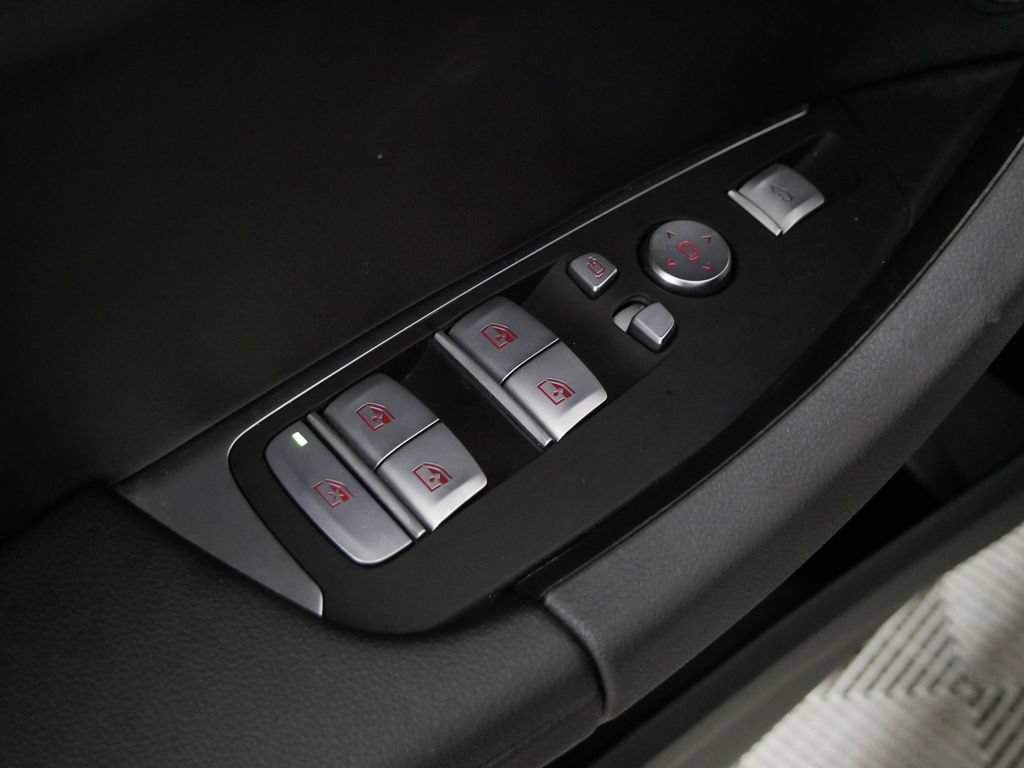 Used 2023 BMW X3 M40i AWD/4WD image 15