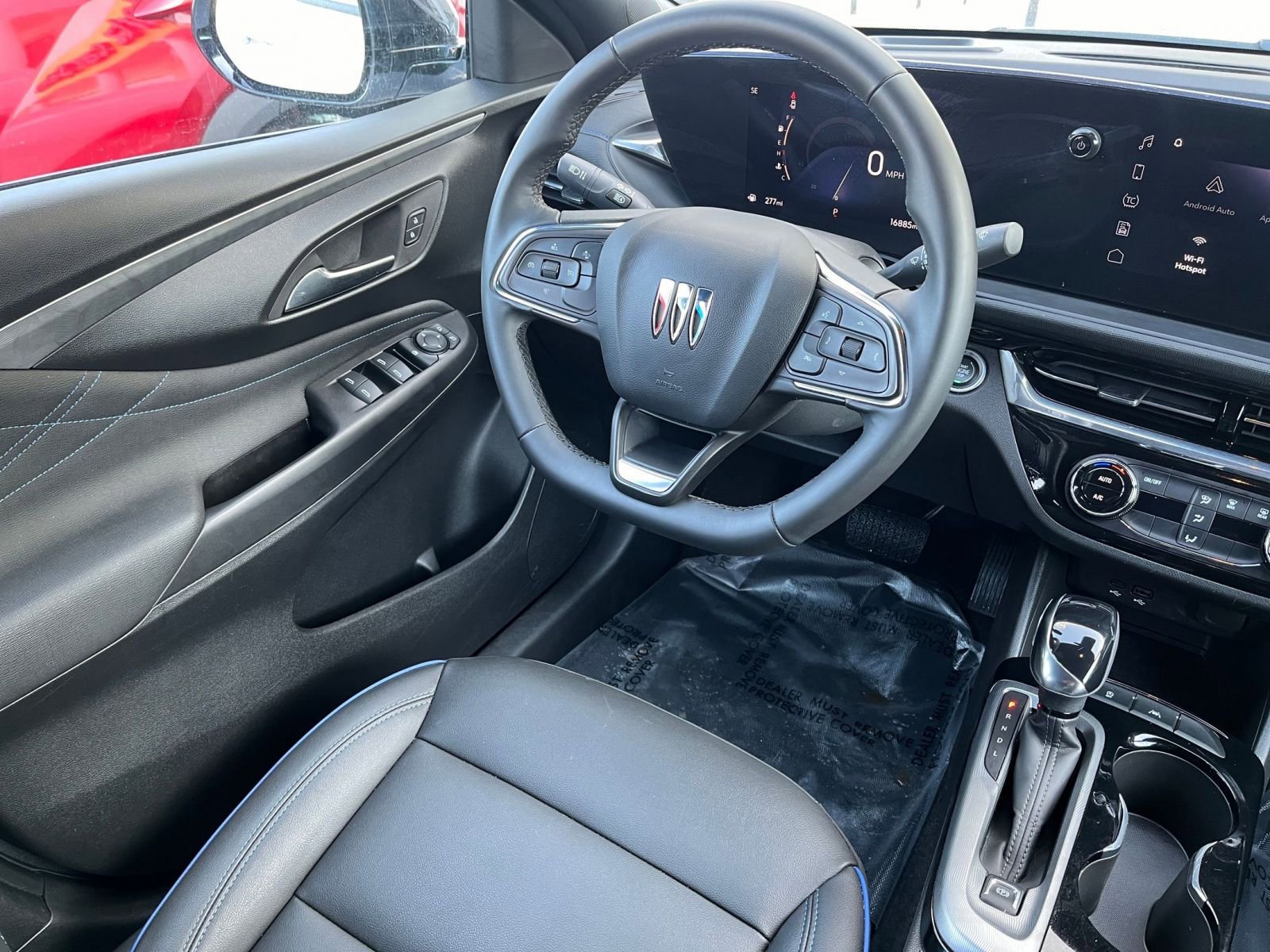 Used 2025 Buick Envista Sport Touring image 31