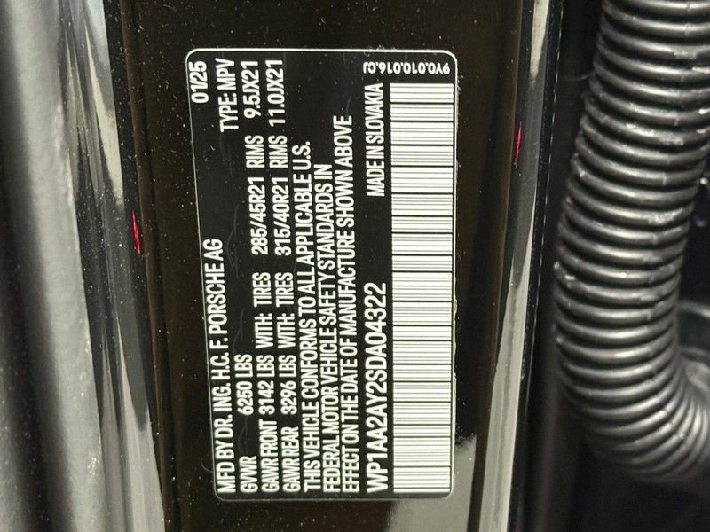 Certified 2025 Porsche Cayenne image 26