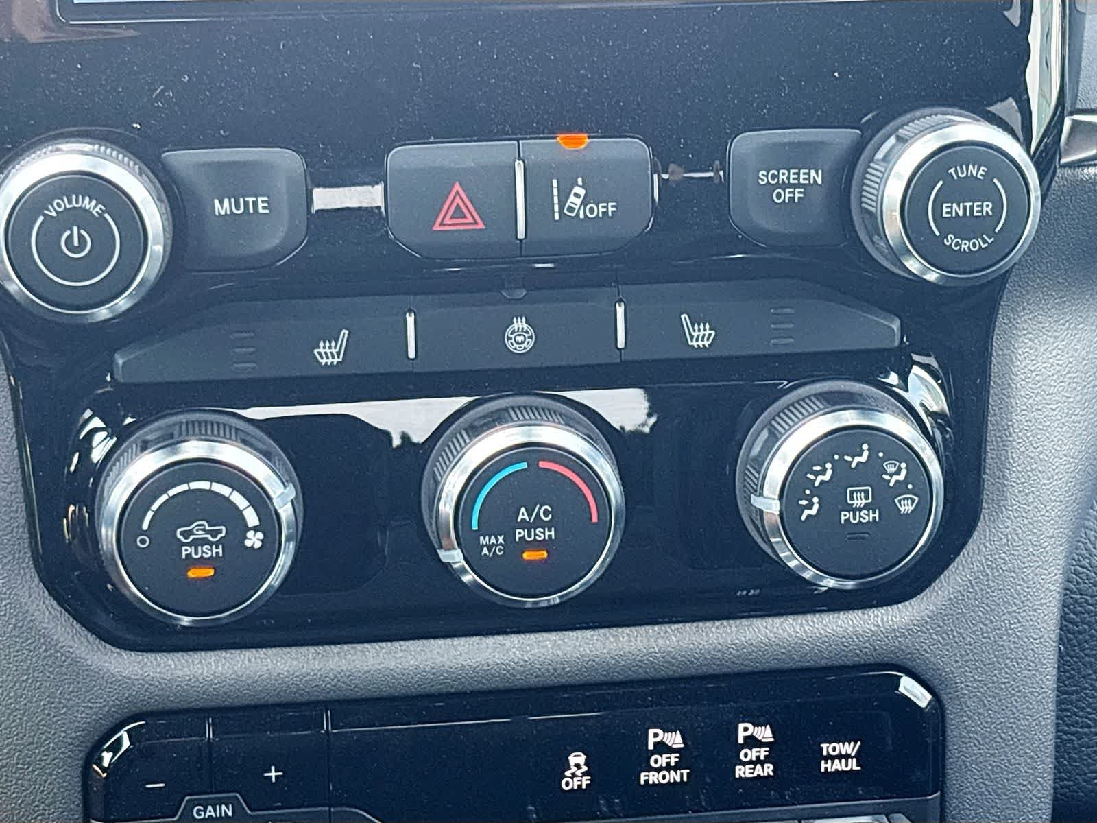 New 2026 RAM 1500 Big Horn AWD/4WD image 15