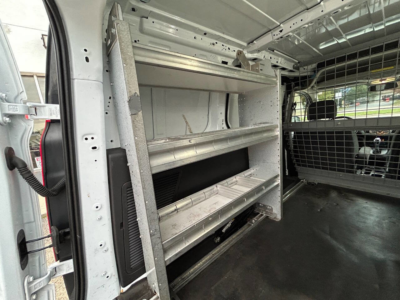 Used 2018 Ford Transit Connect XL image 28