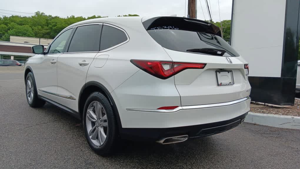 Used 2023 Acura MDX SH-AWD image 3