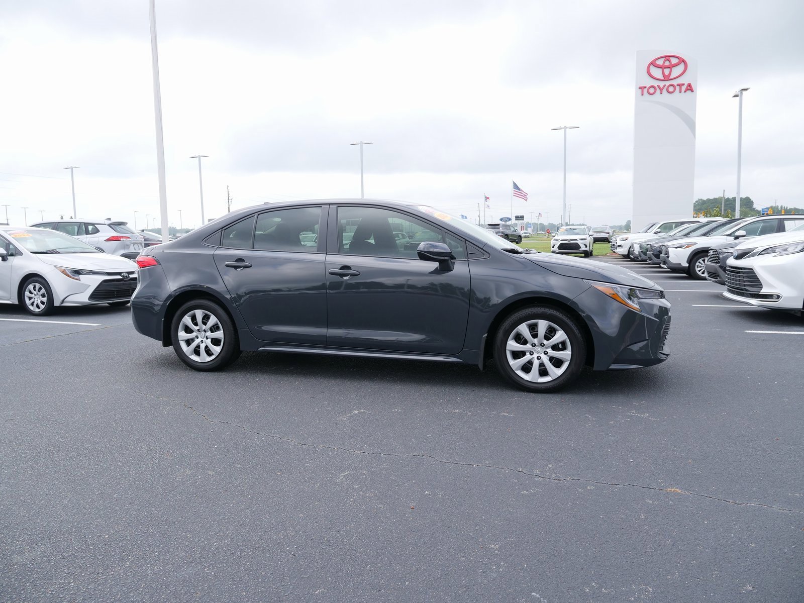 Used 2025 Toyota Corolla LE