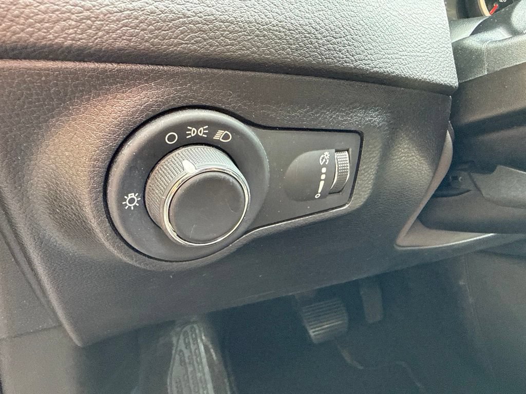 Used 2019 Jeep Compass Sport FWD image 21