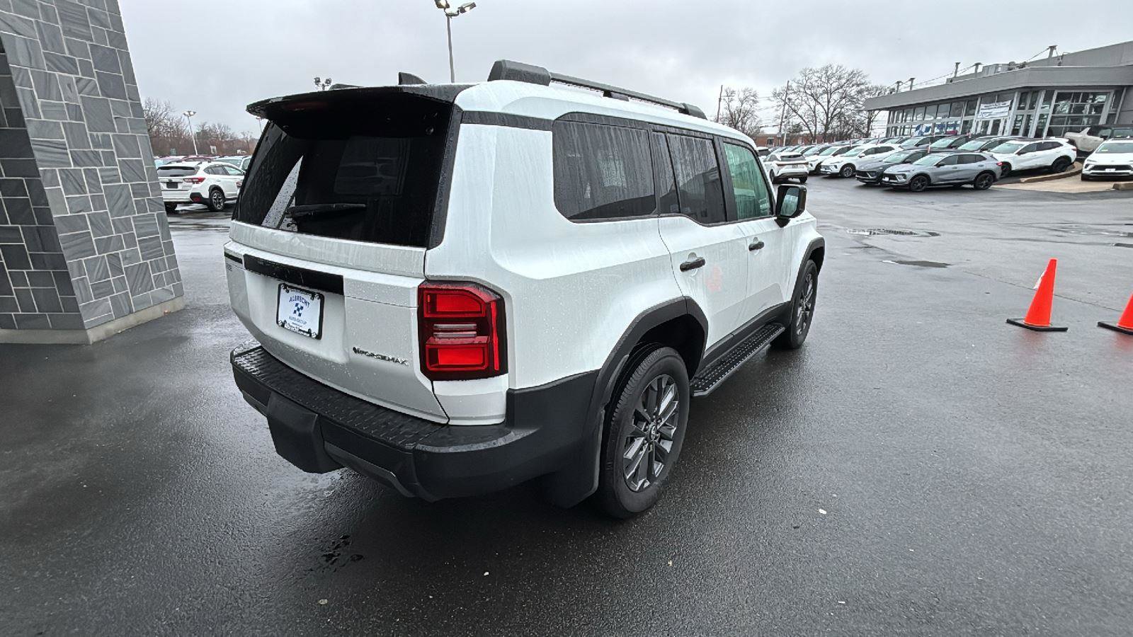 Used 2024 Toyota Land Cruiser w/ Premium Package image 7