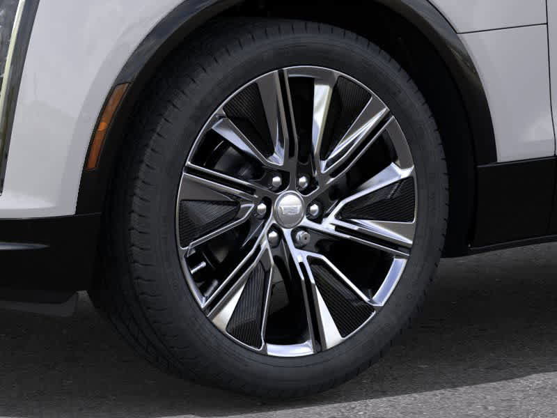 New 2025 Cadillac Lyriq Luxury image 9