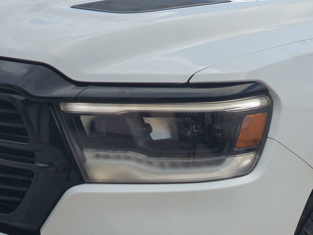 Used 2024 RAM 1500 Laramie AWD/4WD image 10