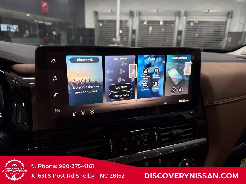 New 2026 Nissan Pathfinder Platinum w/ Accent Package AWD/4WD image 16